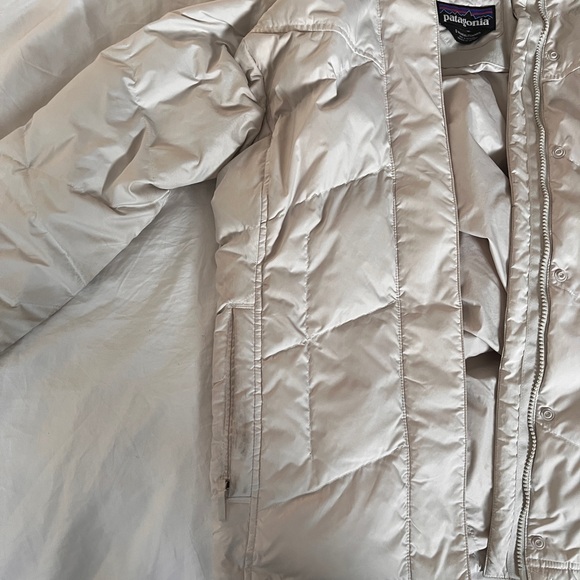 Patagonia down with it puffer jacket - Picture 9 of 12